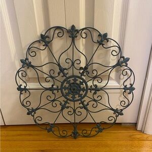 🍀Antique Green Fleur-de-Lis Iron/Metal Wall Decor